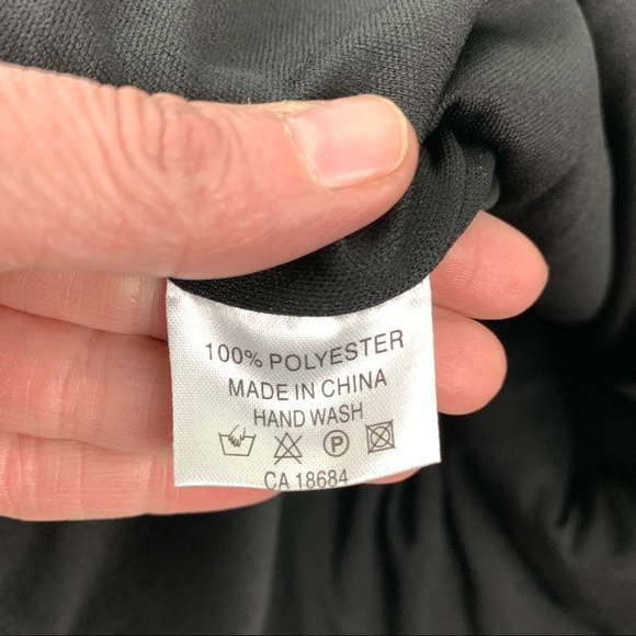 GILANI Black Long Sleeve V-Neck Sheer Top - Picture 10 of 11